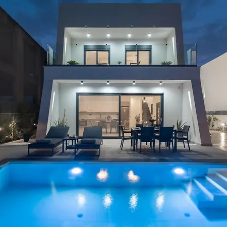 Sunwhite - Private Pool & Cozy Atmosphere, By Zantewize Villa Laganas